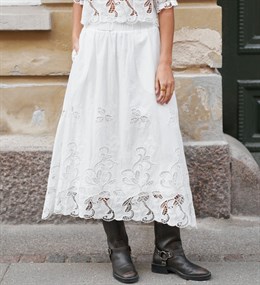 Yara Long Emb Skirt