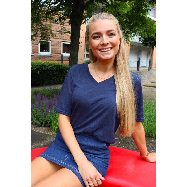 ULLA SS VNECK TSHIRT NAVY 