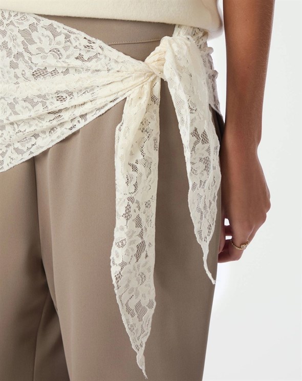 Serina Lace Scarf